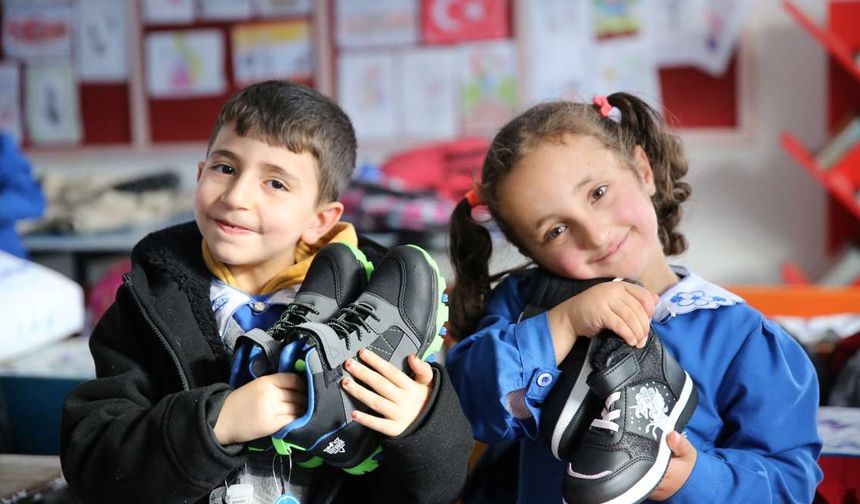 TDV kış yardımlarıyla ülke genelinde yürekleri ısıtıyor