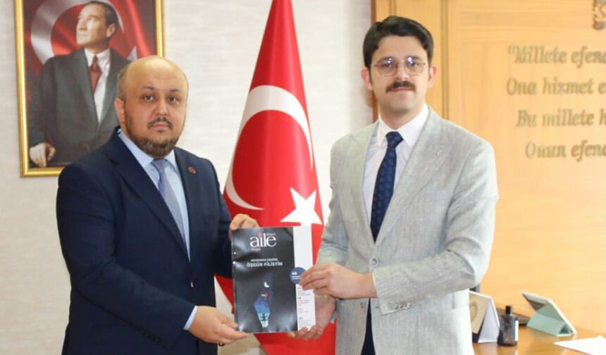 Ulaş Kaymakamı Eskimez'den Diyanet yayınlarına destek