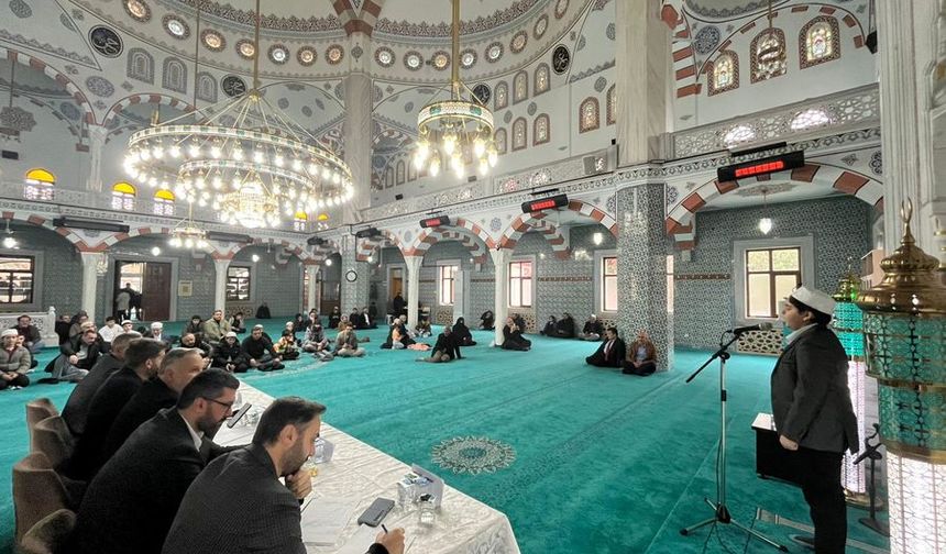 Ataşehir'de "Genç Bilaller" ezan okuma yarışması