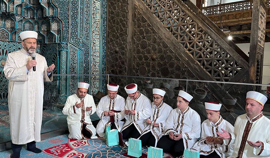 Beyşehir’de hafızlar icazet sevinci yaşadı