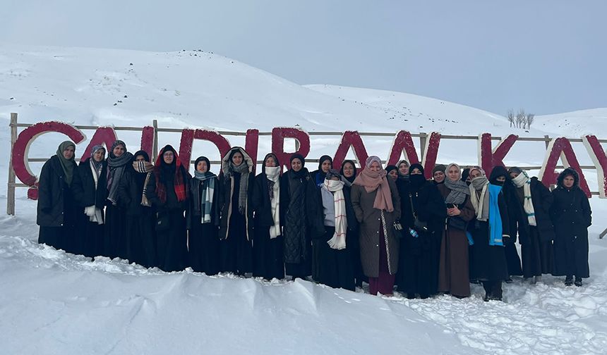 Müftülük hafızları kayakla buluşturdu