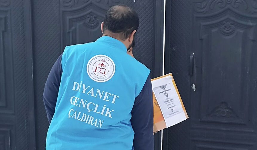 Çaldıran'da muhtaçlara ramazan yardımı ulaştırıldı