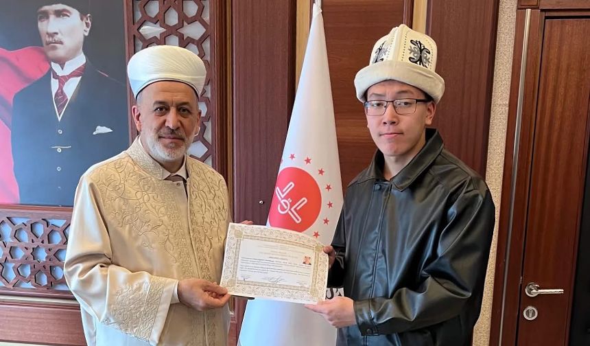 ÖĞRENCİ OLARAK GELDİĞİ ISPARTA'DA MÜSLÜMAN OLDU