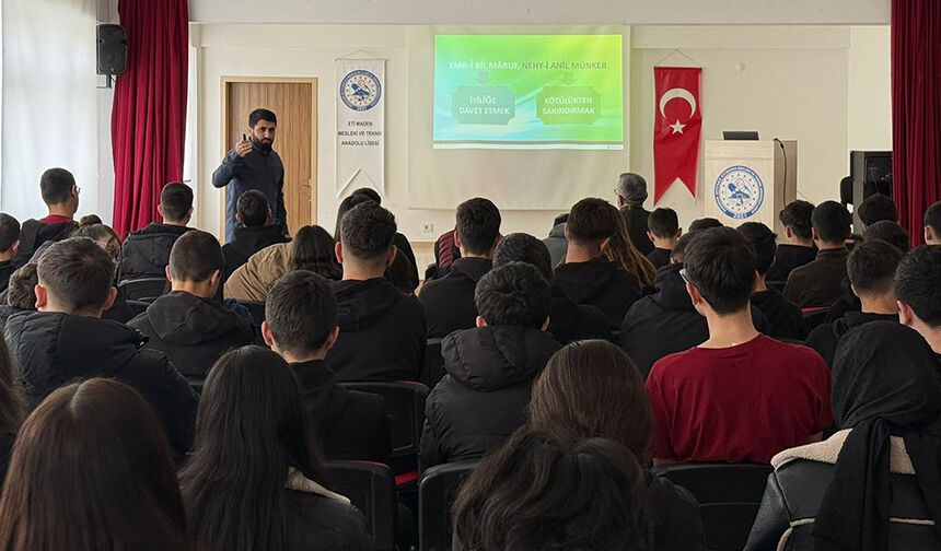 Seyitgazi'de "Cami ve Hayat" konferansları başladı