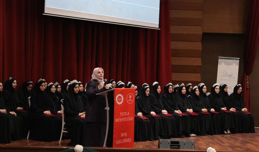 Akbulut: Kur’an’la yetişen nesiller geleceğin teminatıdır