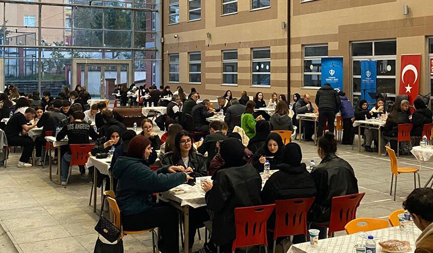 TDV Rize’den öğrencilere iftar