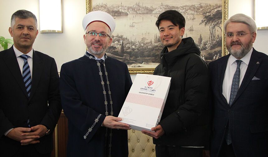 JAPON GEZGİN GAZİANTEP'TE MÜSLÜMAN OLDU