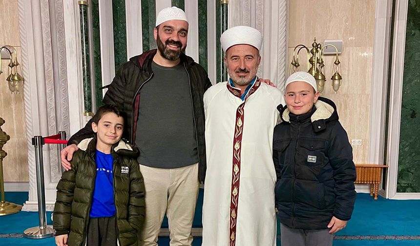 Bilecik'te "Baba-Oğul, Anne-Kız Teravih Buluşması"