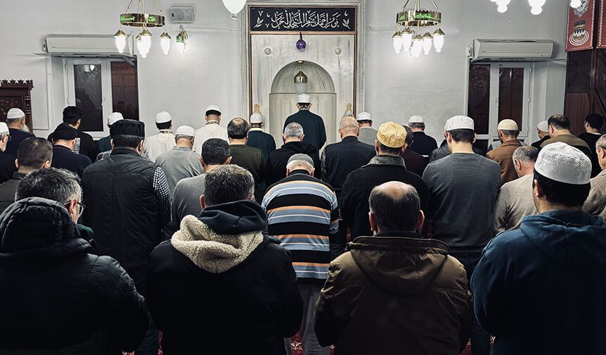 Çankırı'da 61 yıldır hatimle teravih kılma geleneği yaşatılıyor