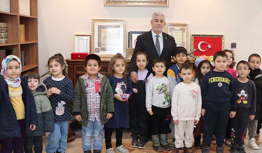 Elazığ'da 4-6 Yaş öğrencilerinden Filistin'e destek