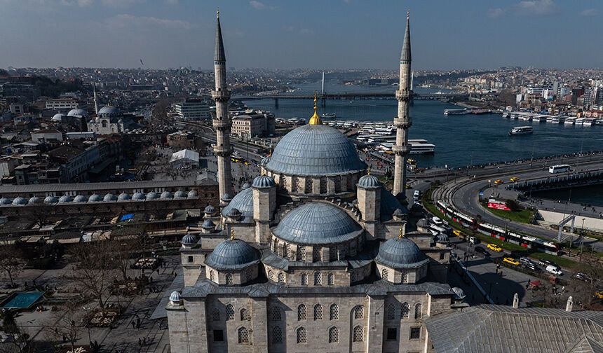 EMİNÖNÜ YENİ CAMİİ