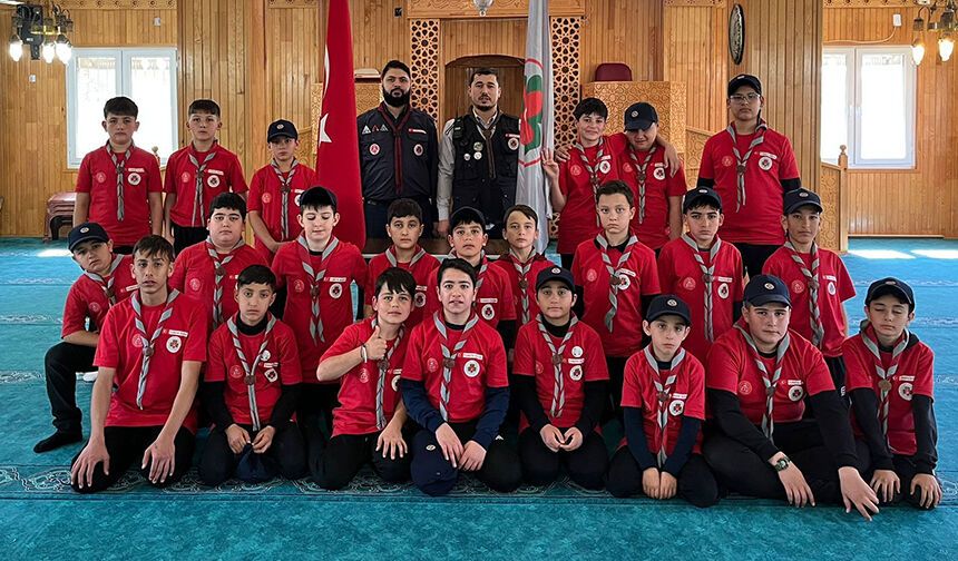 Erzin'de izciler ramazan kampında buluştu