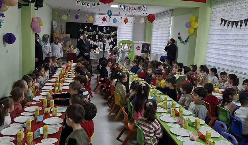 Eskişehir'de çocuklar ramazan sevinci yaşıyor