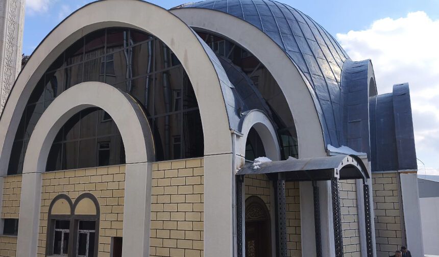 Hakkari Merkez Hacı Sait Camii inşaatında sona yaklaşıldı