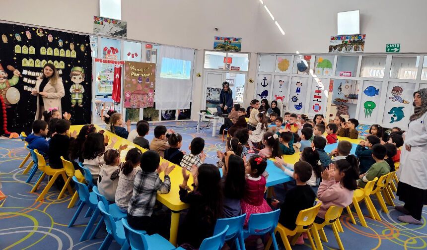 İpekyolu'nda minikler ramazan etkinlikleriyle bir araya geliyor