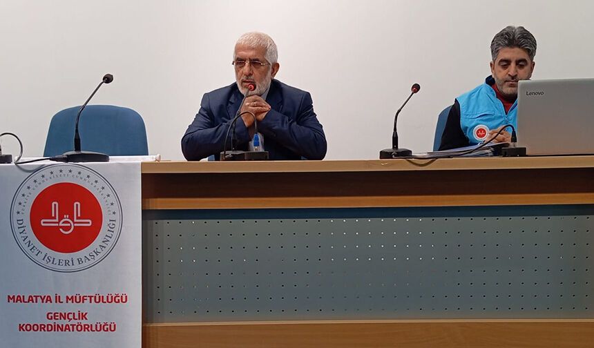 Malatya'da "İrfan Mektebi" programı sürüyor