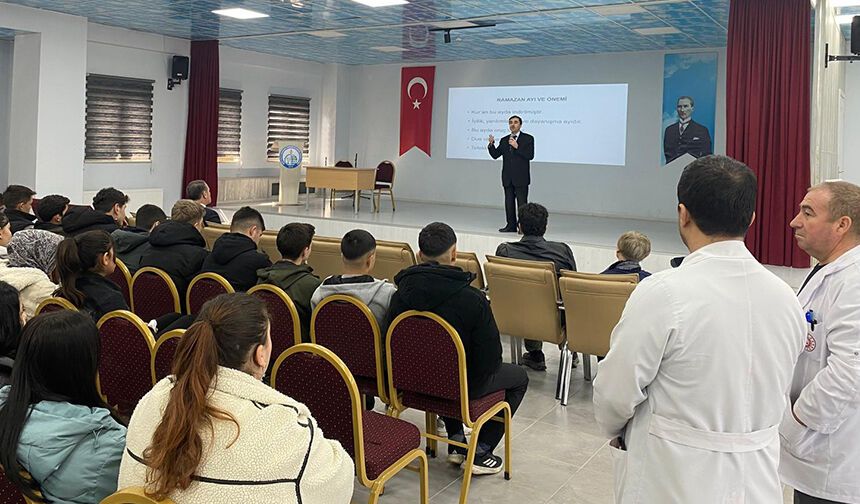 İvrindi'de "Ramazan, Cami ve Hayat" konferansları düzenlendi