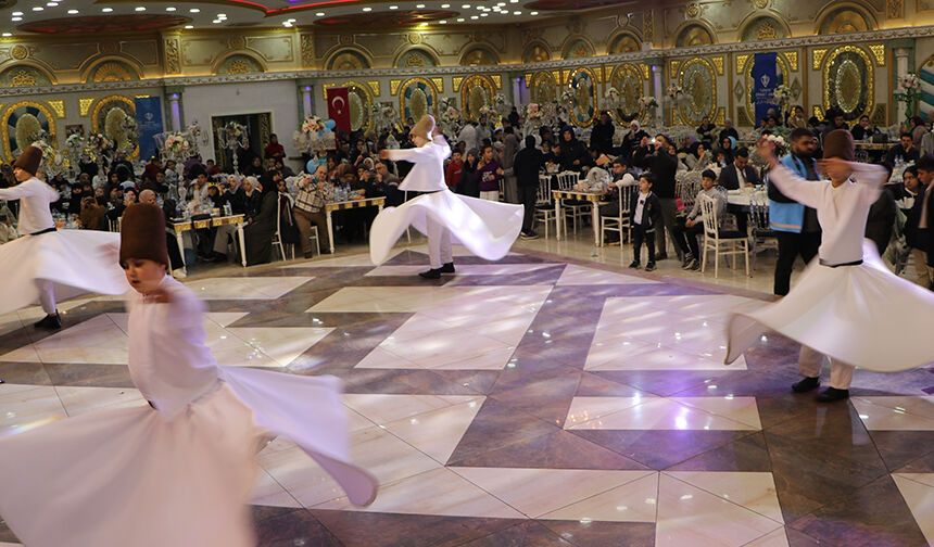 Kilis'te yetimler iftar sofrasında buluştu