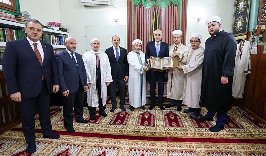 TBMM Başkanı Kurtulmuş, Bükreş'teki Carol-Hunchiar Camii'ni ziyaret etti