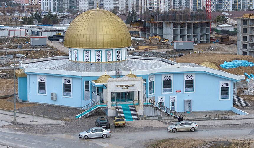 MALATYA'DA KUBBETÜS SAHRA CAMİİ'NİN BENZERİ İNŞA EDİLDİ