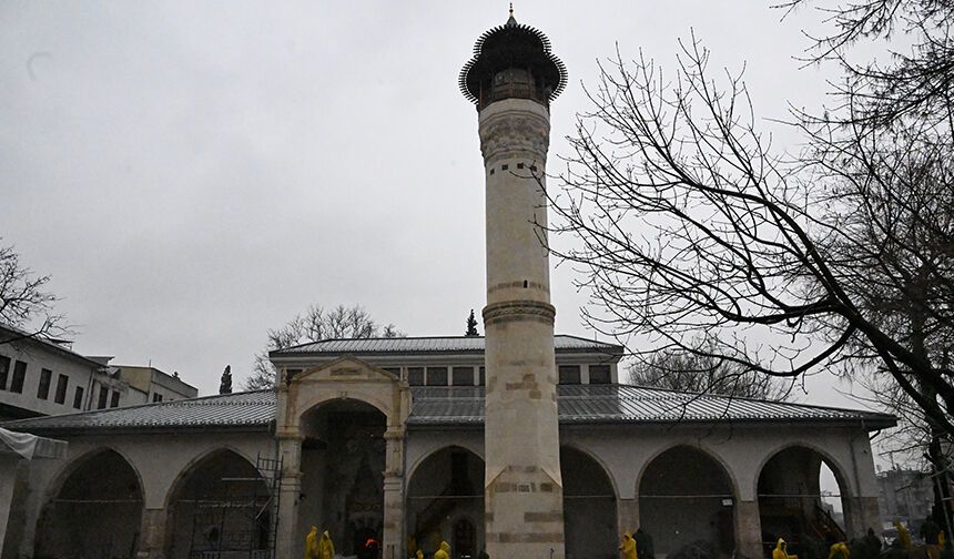 Kahramanmaraş'ta depremde hasar gören Ulu Cami, Kadir Gecesi'nde yeniden ibadete açılacak