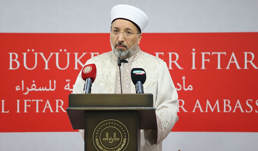 PROF. DR. ARPAGUŞ: İMKÂNLARIMIZI TÜM MÜSLÜMANLAR İÇİN BİR ARAYA GETİRMELİYİZ