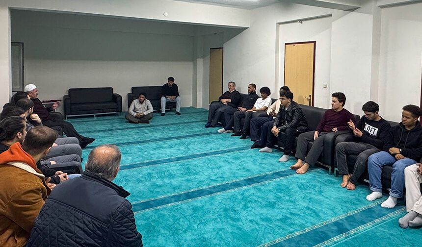 Müftü Tekin: Sizler Türkiye’nin dünyadaki gönüllü elçilerisiniz