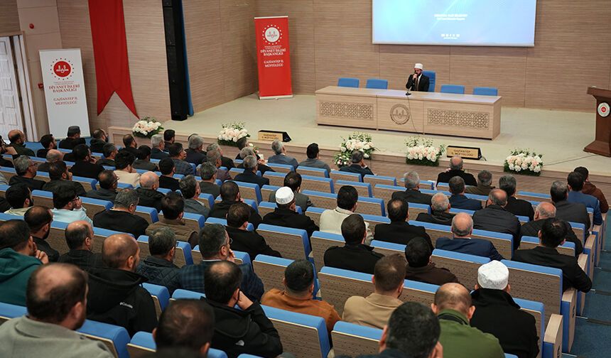 Gaziantep'te "Hizmette İz Bırakmak" konferansı