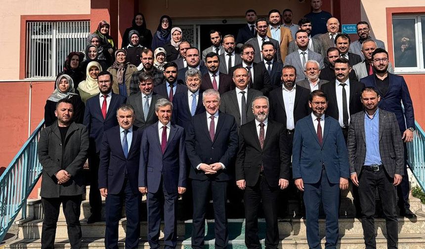 Genel Müdür Akbaş, Çorum’da manevi rehberlerle bir araya geldi