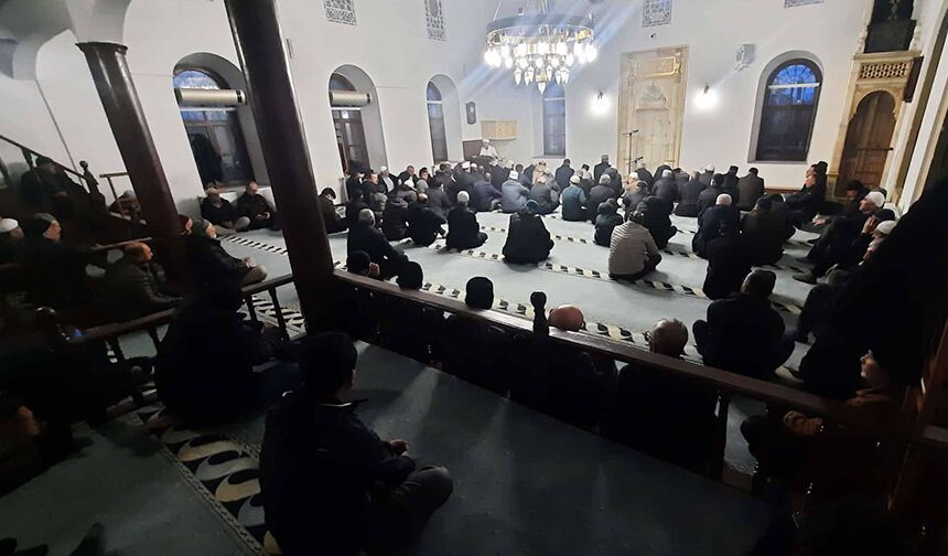 Çorum Hıdırlık Camii'nde "Seher Buluşmaları" sürüyor