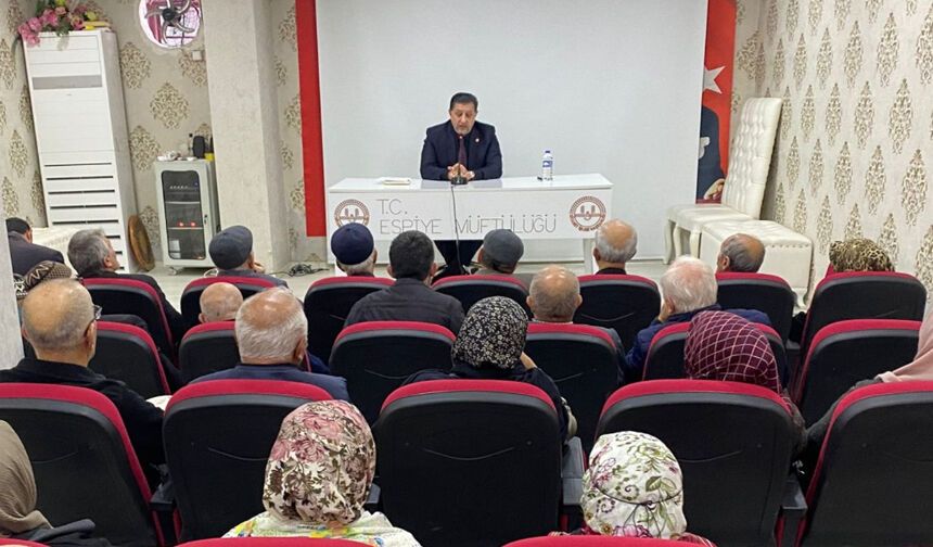 Espiye'de hac eğitim semineri düzenlendi