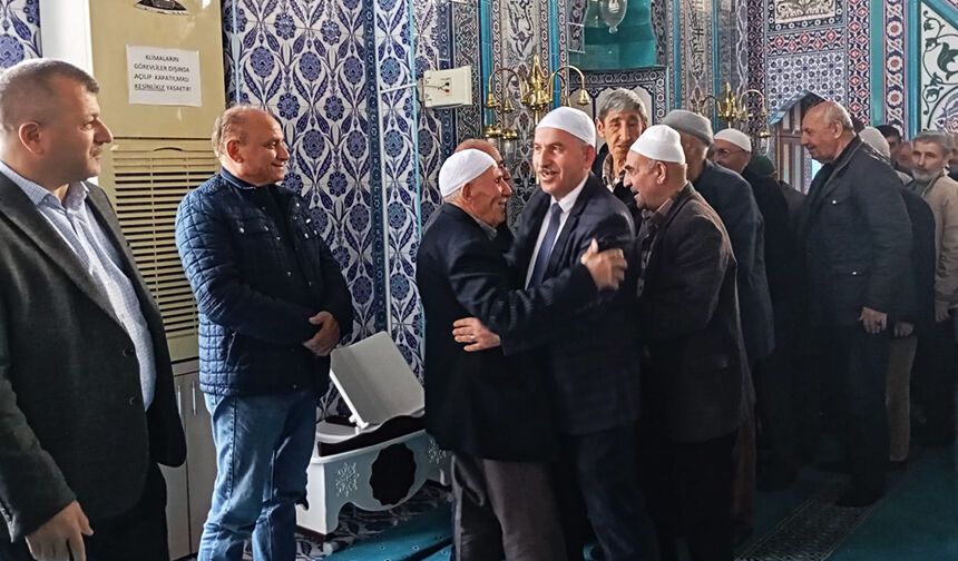 Gümüşhaneli hacı adayları dualarla yola çıktı