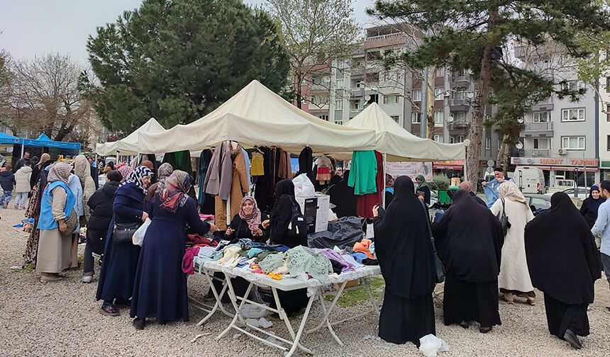 Gürsu'da evlenecek gençlere destek için kermes düzenlendi