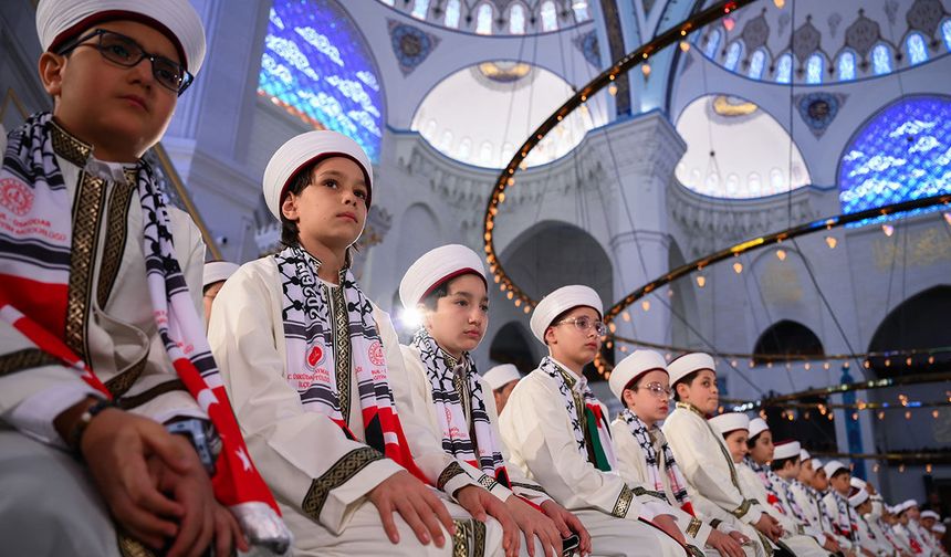 Üsküdar'da 333 Hafız icazet sevinci yaşadı