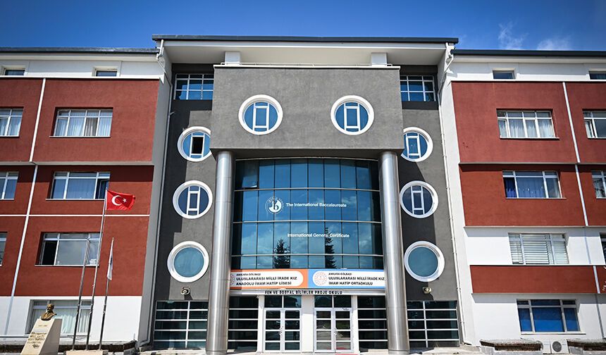 63 ÜLKEDEN ÖĞRENCİ YETİŞİYOR