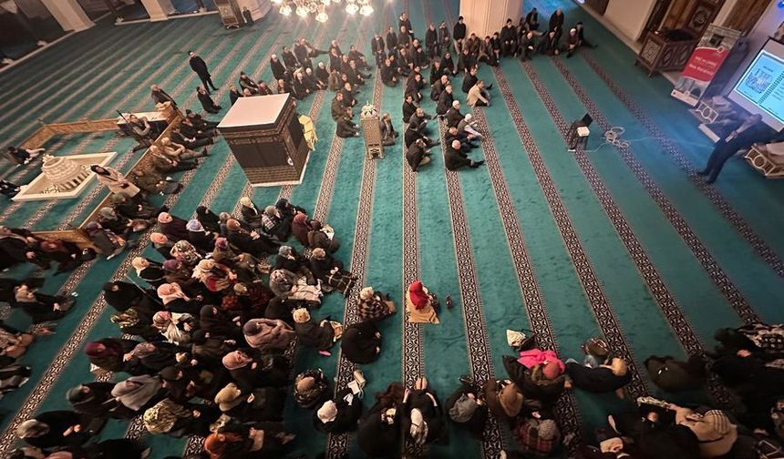 İstanbul’da hac seminerleri devam ediyor