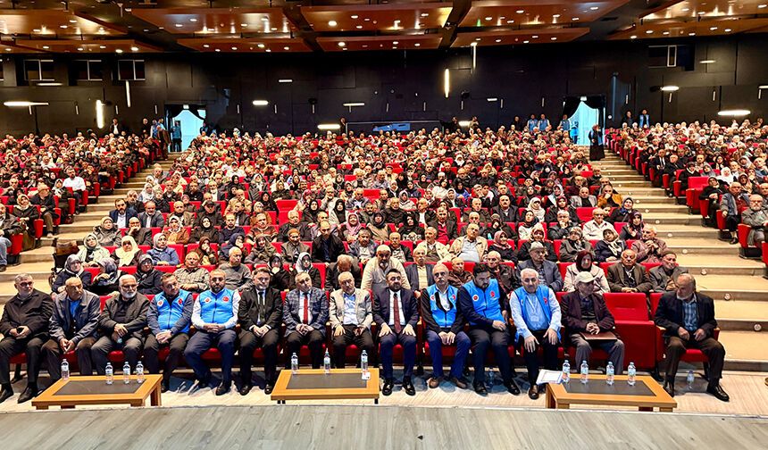 Kayseri’de hacı adaylarına yönelik eğitim semineri gerçekleştirildi