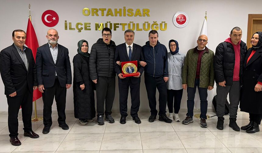 Özel öğrencilerden müftülüğüne ziyaret