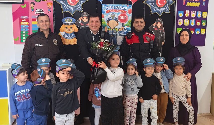 Fethiye'de minikler, polis abileriyle buluştu