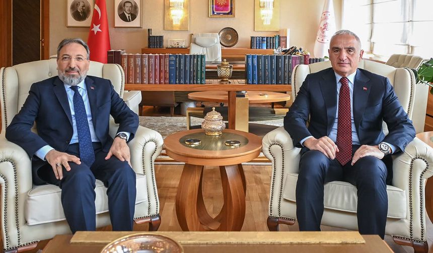 Başkan Arpaguş, Kültür ve Turizm Bakanı Ersoy ile bir araya geldi