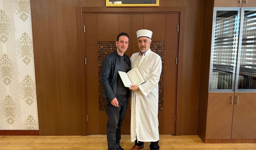 İTALYAN QUARTA ÜMRANİYE'DE MÜSLÜMAN OLDU