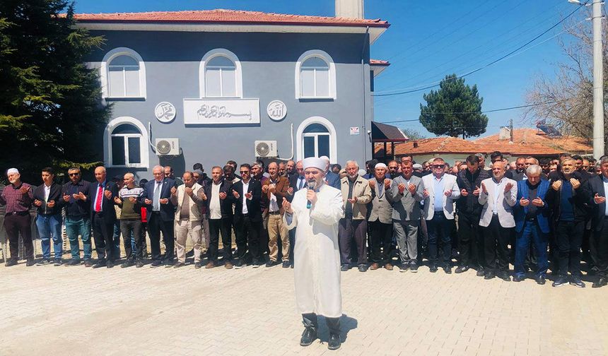 Köprüalan Köyünde yağmur ve şükür duası yapıldı