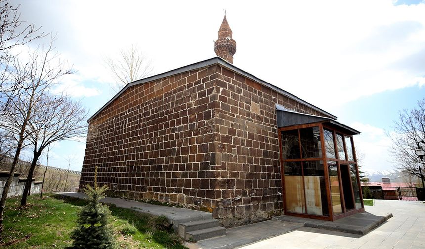 TÜRKİYE'DEKİ 9 AYASOFYA CAMİİ'NDEN BİRİ