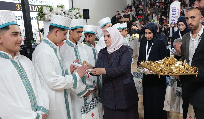 CİZRE'DE 335 HAFIZA İCAZET VERİLDİ