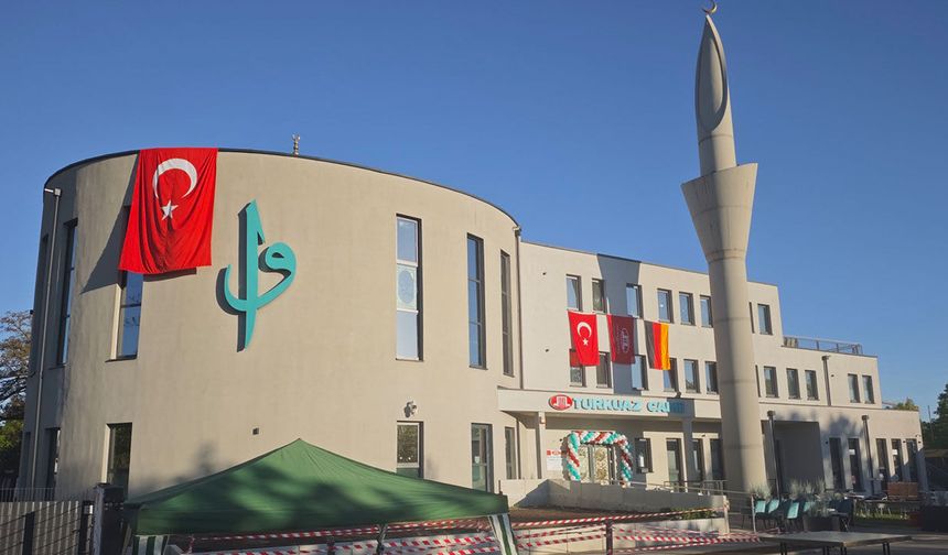 DİTİB TURKUAZ CAMİİ AÇILDI