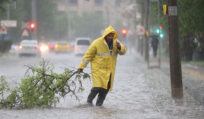 Gaziantep ve çevre illerde sağanak etkili oldu