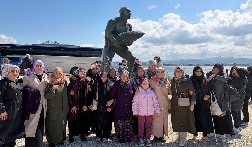 Tavşanlı'da engelli öğrencilerden ecdada vefa ziyareti