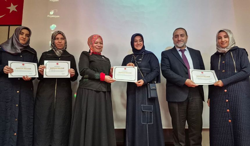 Sivas'ta "Fıtratın İzinde Kadın Olmanın Anlamı ve Değeri" projesi tamamlandı