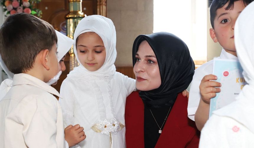 Kaymakam Orhan, miniklerin Kur'an sevincine ortak oldu