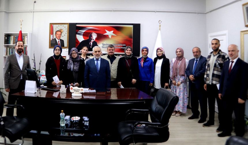 Çankırı'da dereceye giren öğrenciler ödüllendirildi